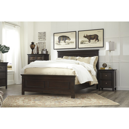 Alexee King Panel Bed  