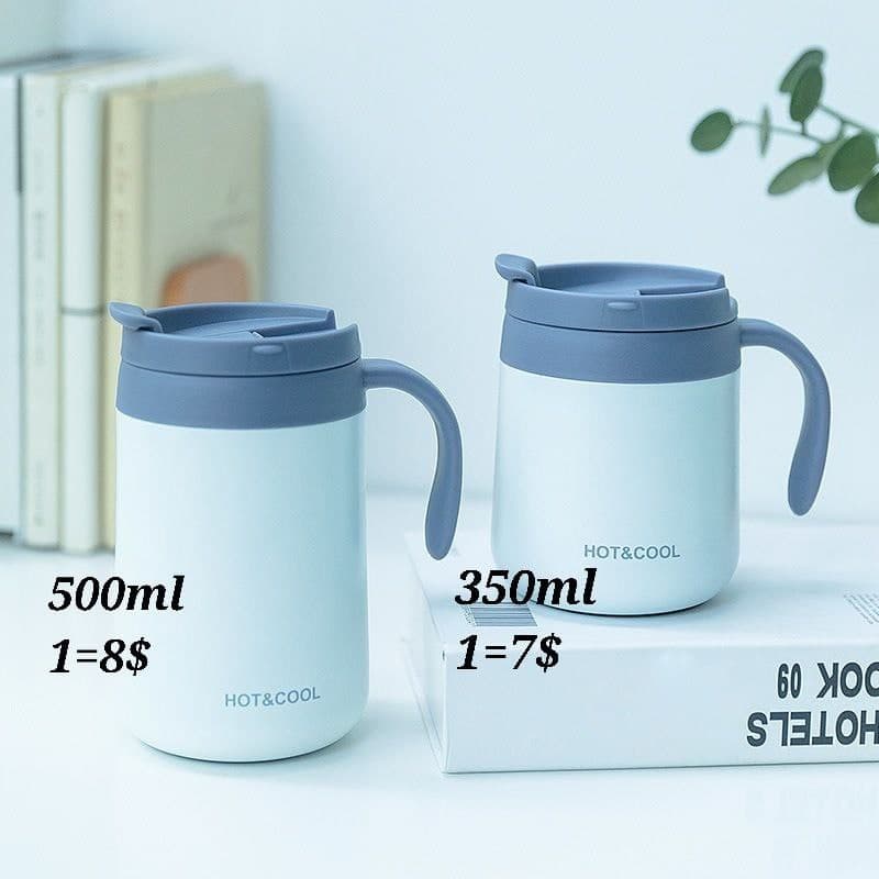 Premium AI Image  Wide Shot of Sandwich Thermos Pitcher and Cup