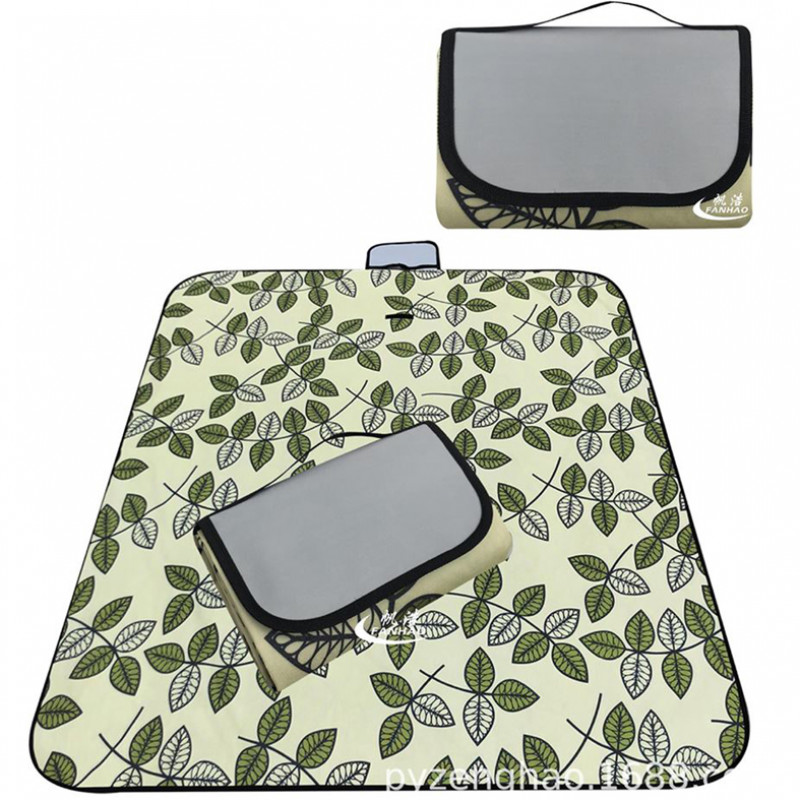 Foldable Outdoor Waterproof Beach Mat Picnic Camping Blanket Baby Climb Plaid Blanket