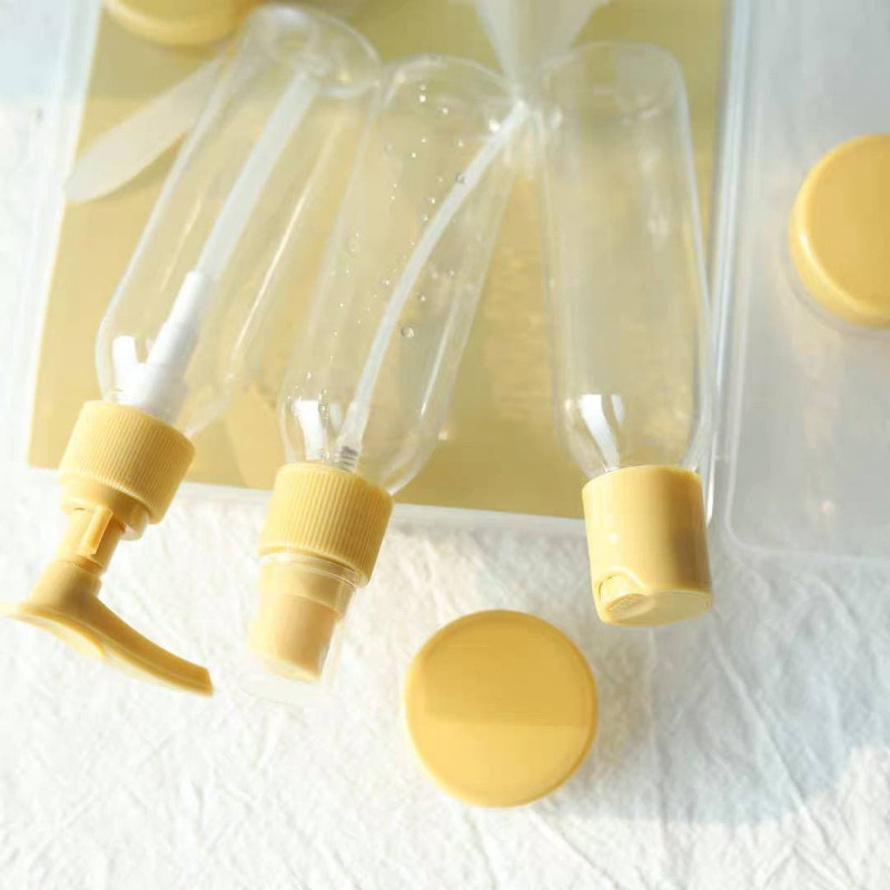 Light yellow travel sub-bottling set ~ Meimei's portable eight-piece lotion empty bottle